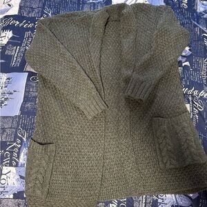 Cozy dark green Knit Cardigan